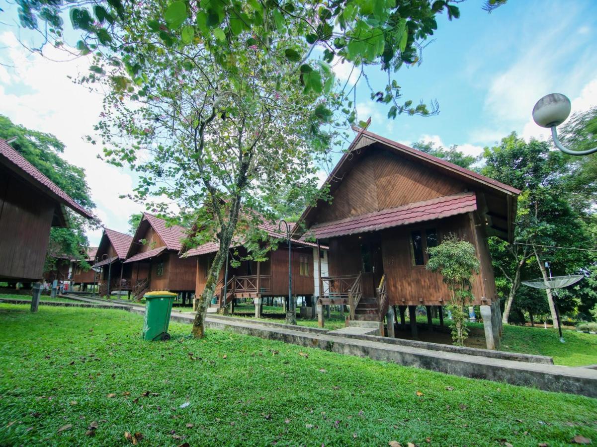 Oyo 3475 Villa Ex Mtq Pagaralam 外观 照片